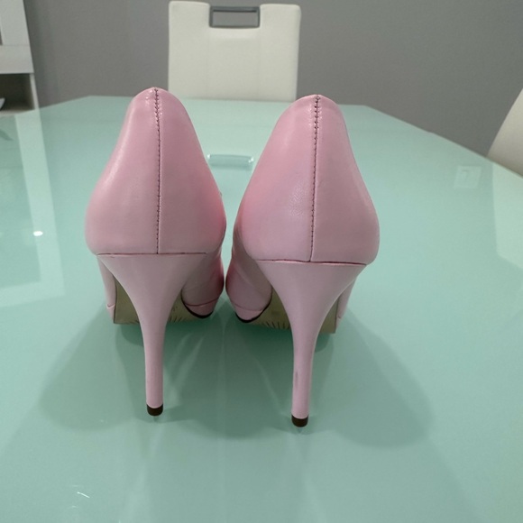 NEW X-appeal Pink 3” Closed Toe Heels Size 8 NWOT - Picture 4 of 5